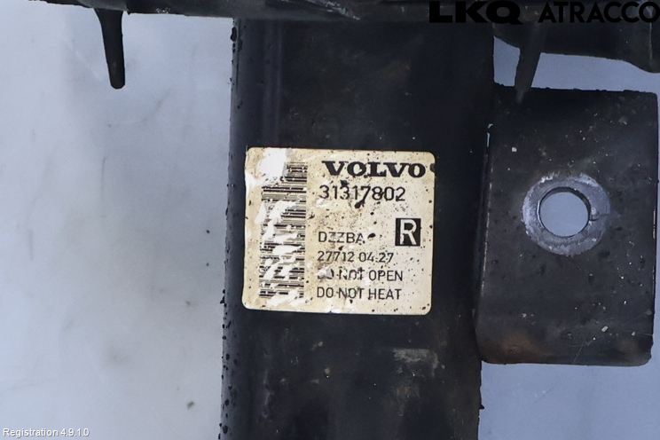 Volvo XC70 08-13 Fjærbein Foran Høyre