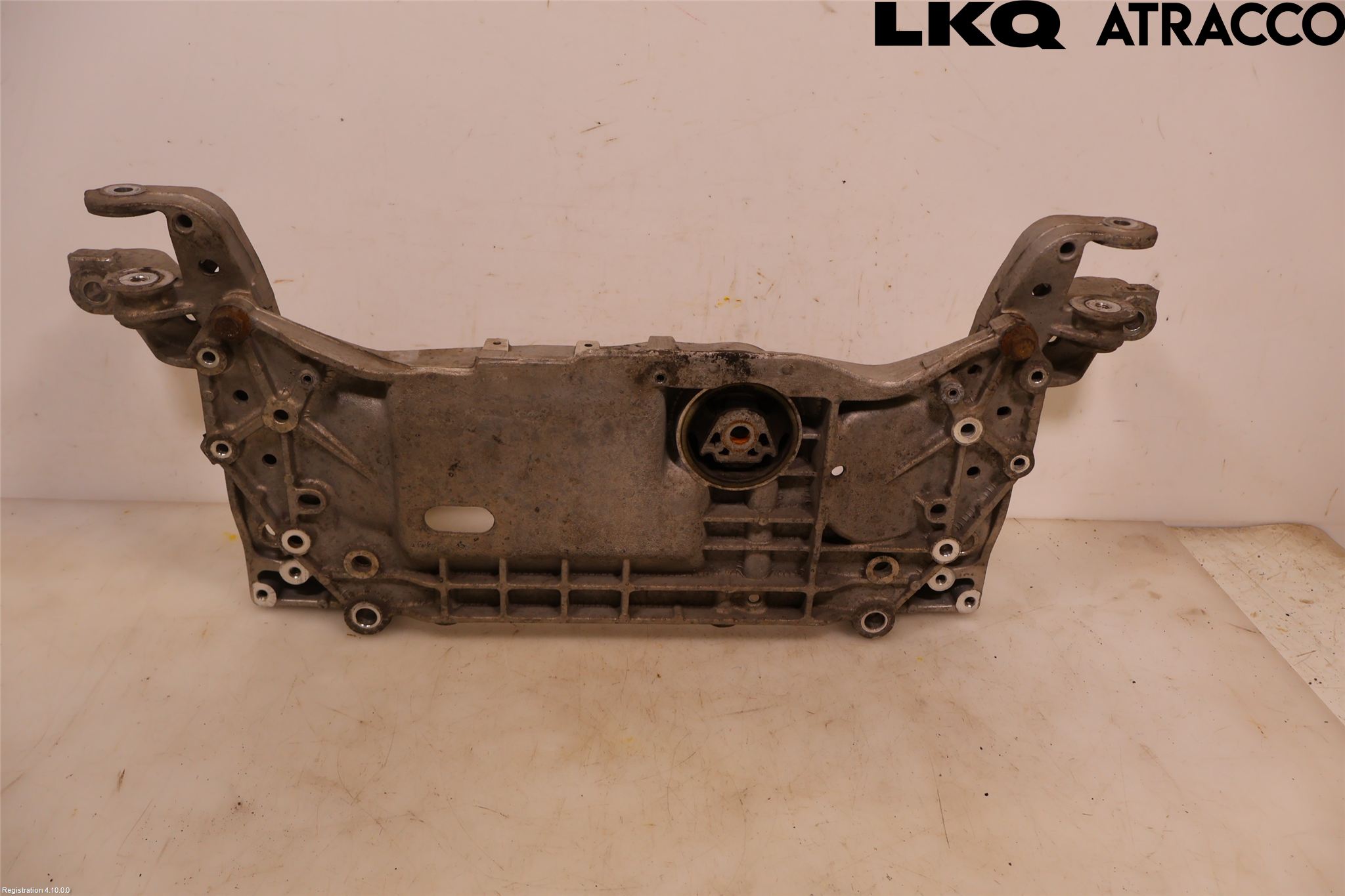 Volkswagen VW GOLF VI 09-13 Forstillingsbjelke(Tvergående)