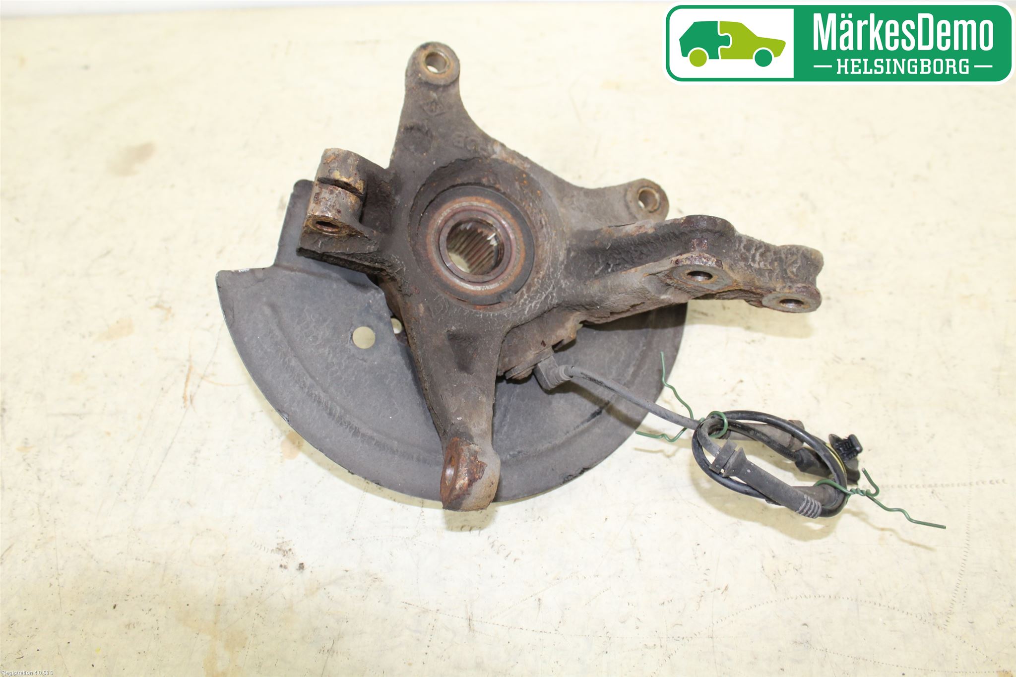 Dacia LODGY 12-18 Spindel Hf