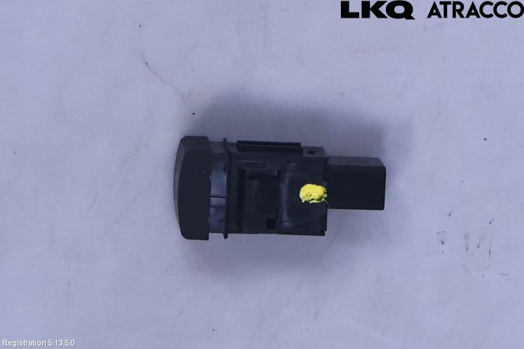 Toyota RAV4 19- Bryter Drivstoff Tankluke