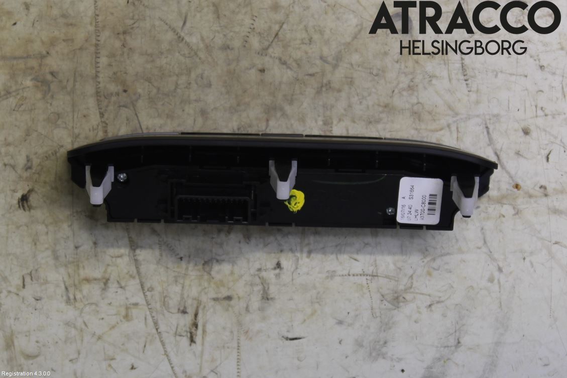 Hyundai i20 GB 15-20 Bryter Varmesete