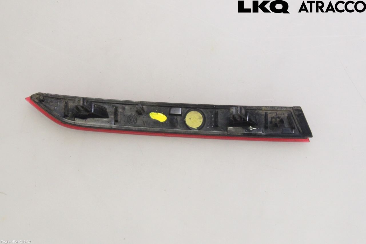 Volkswagen VW PASSAT 15-19 Refleks Bak