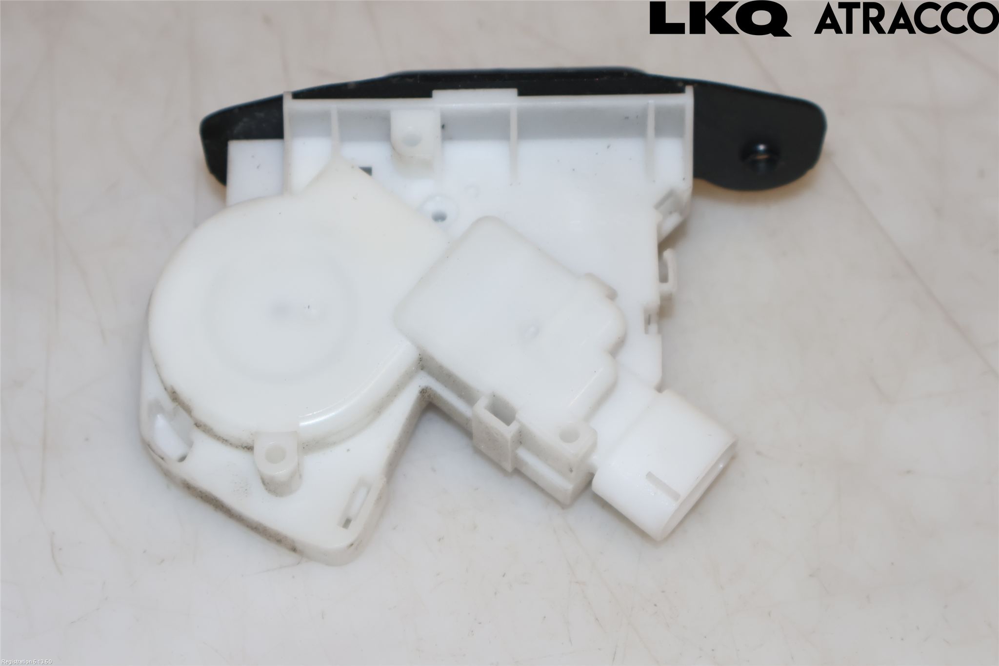 Toyota VERSO-S 11-16 Bakluke-Lokk Låsekasse