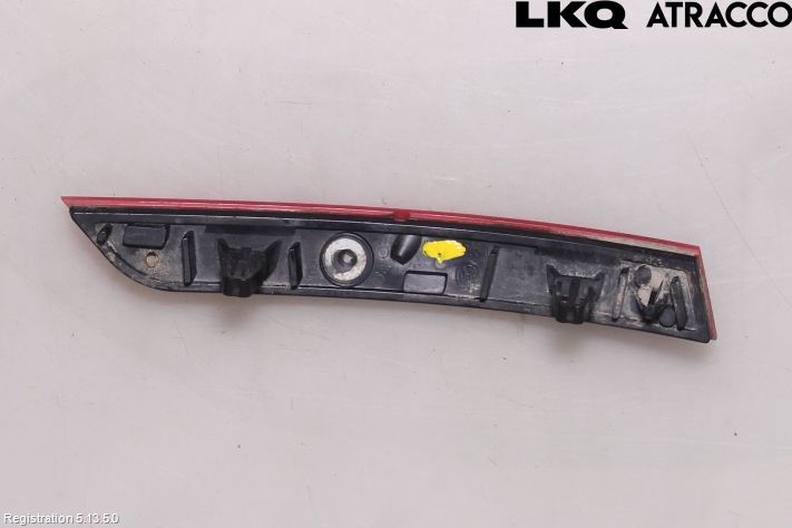 Volkswagen VW PASSAT 15-19 Refleks Bak
