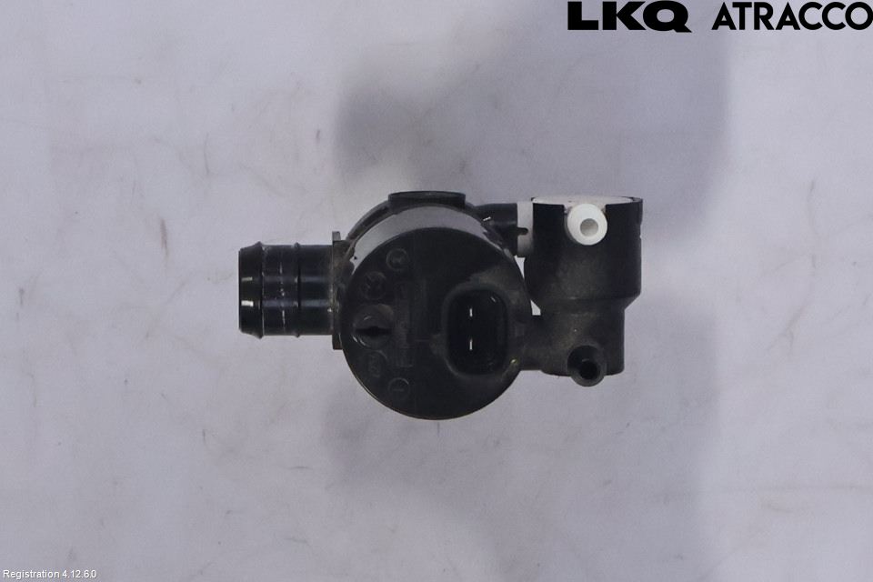 Toyota COROLLA CROSS XG10 22- Spylerpumpe Frontrute