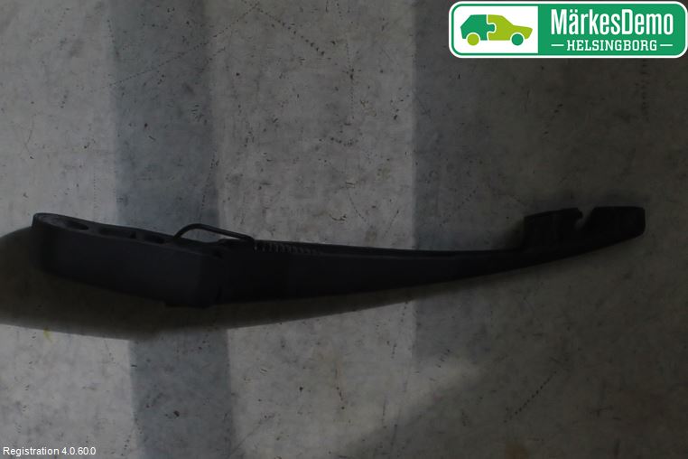 Mitsubishi ECLIPS CROSS Viskerarm Bakrute