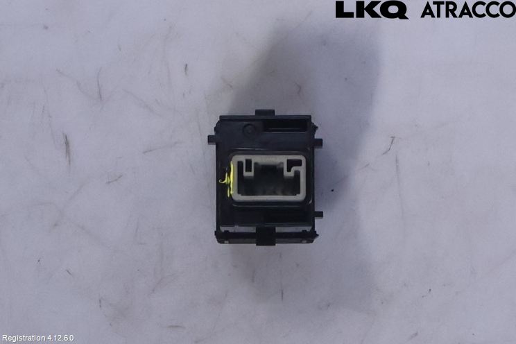 Toyota COROLLA CROSS XG10 22- Frontlykt Lysspredderreg