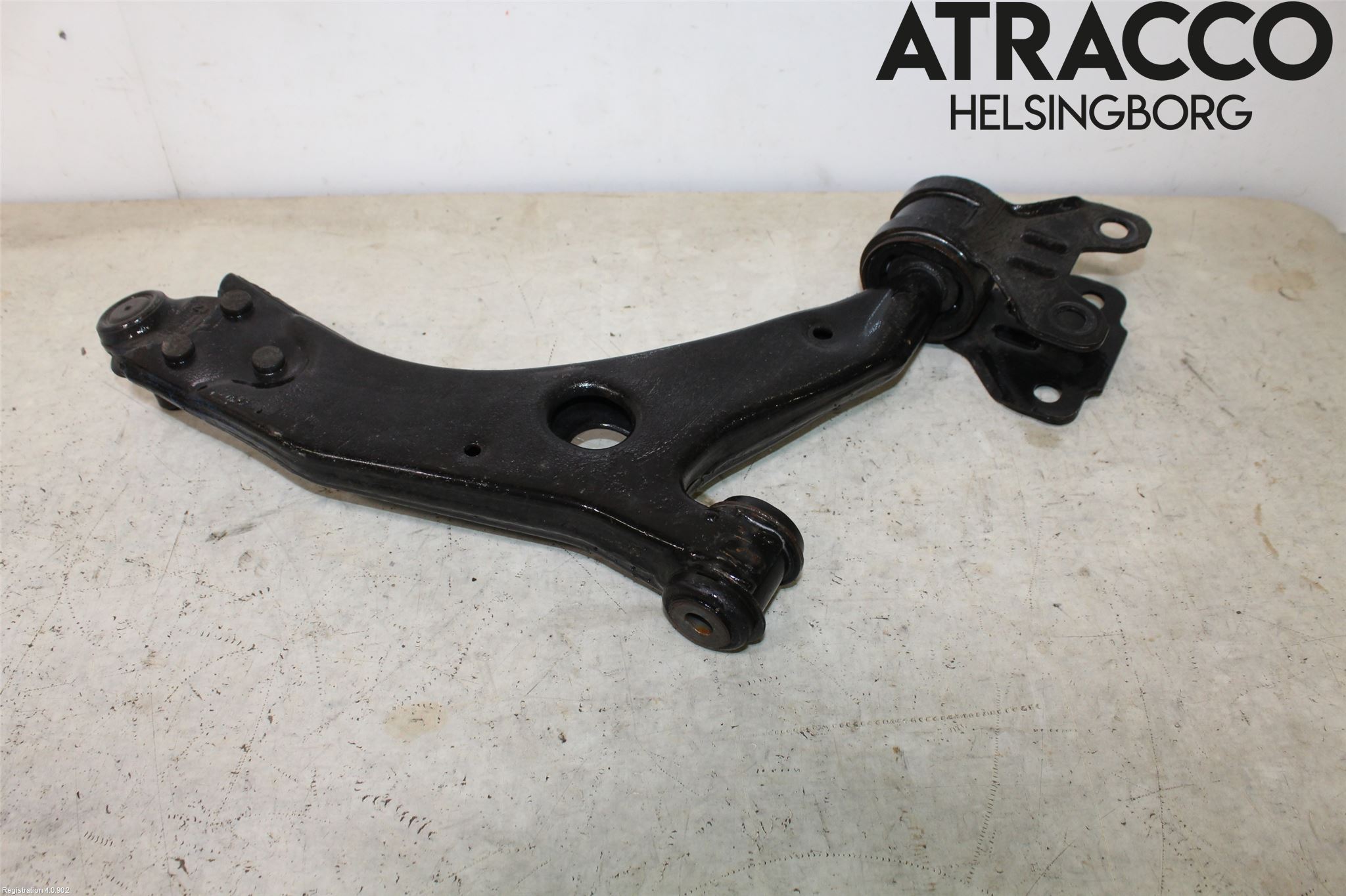 Ford FOCUS 15-18 Bærearm Foran Venstre Nedre