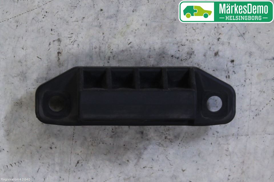 Toyota YARIS XP130 15-20 Bakluke Handtak Ytre