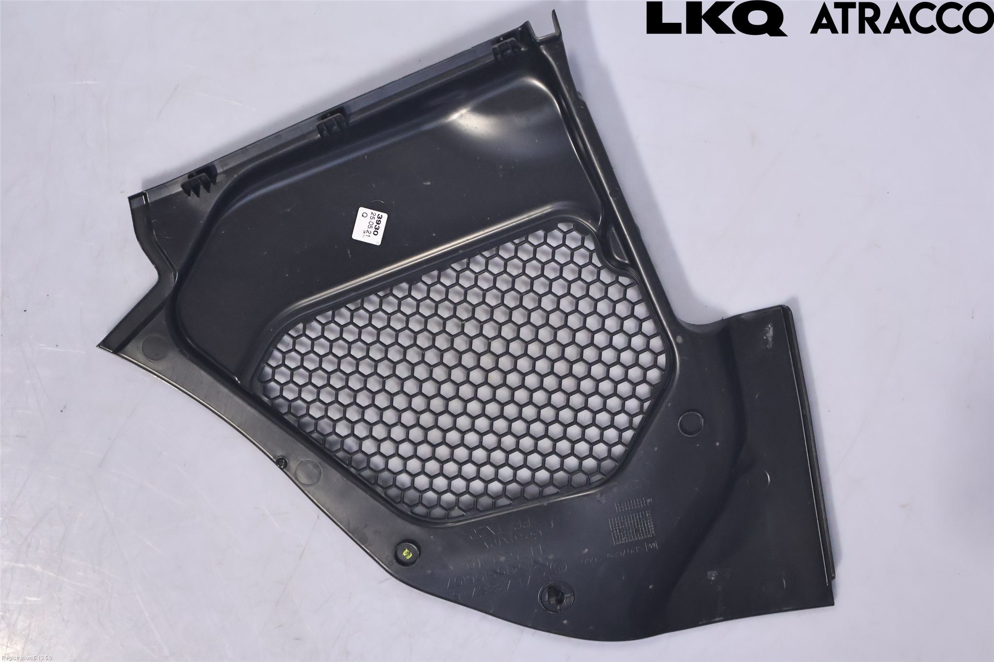 BMW 5 G30/G31/F90 17-23 Visker Deksel-Grill-Under Frr