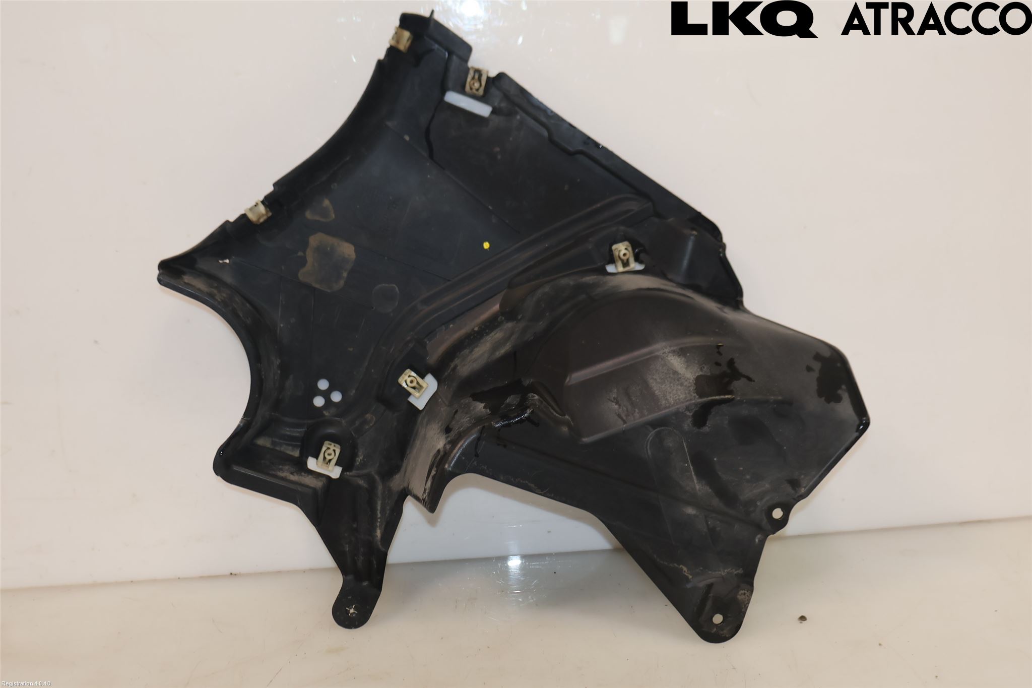 BMW 5 G30/G31/F90 17-23 Bunnplate U Motor-Gear-Dørk