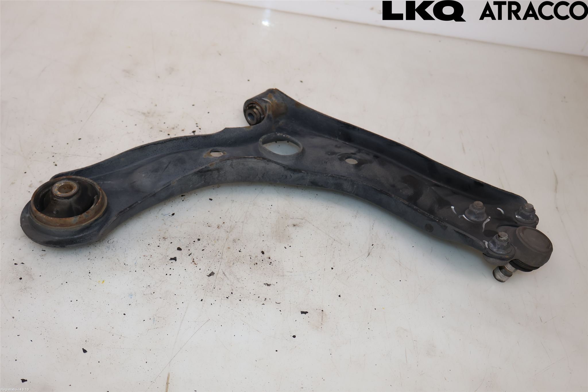 Kia SPORTAGE (QL) 16-21 Bærearm Foran Venstre Nedre