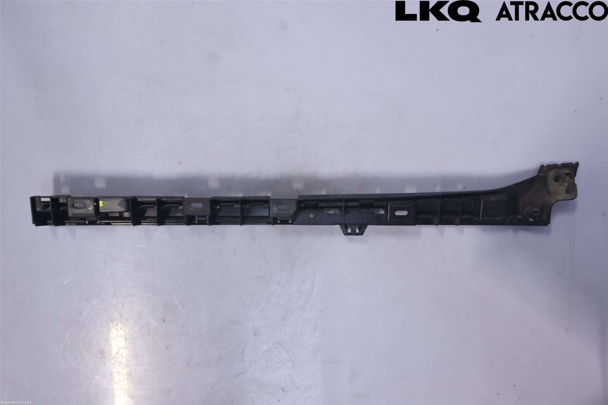 BMW 5 F10/F11/F18 09-17 Kanalskjørt Høyre