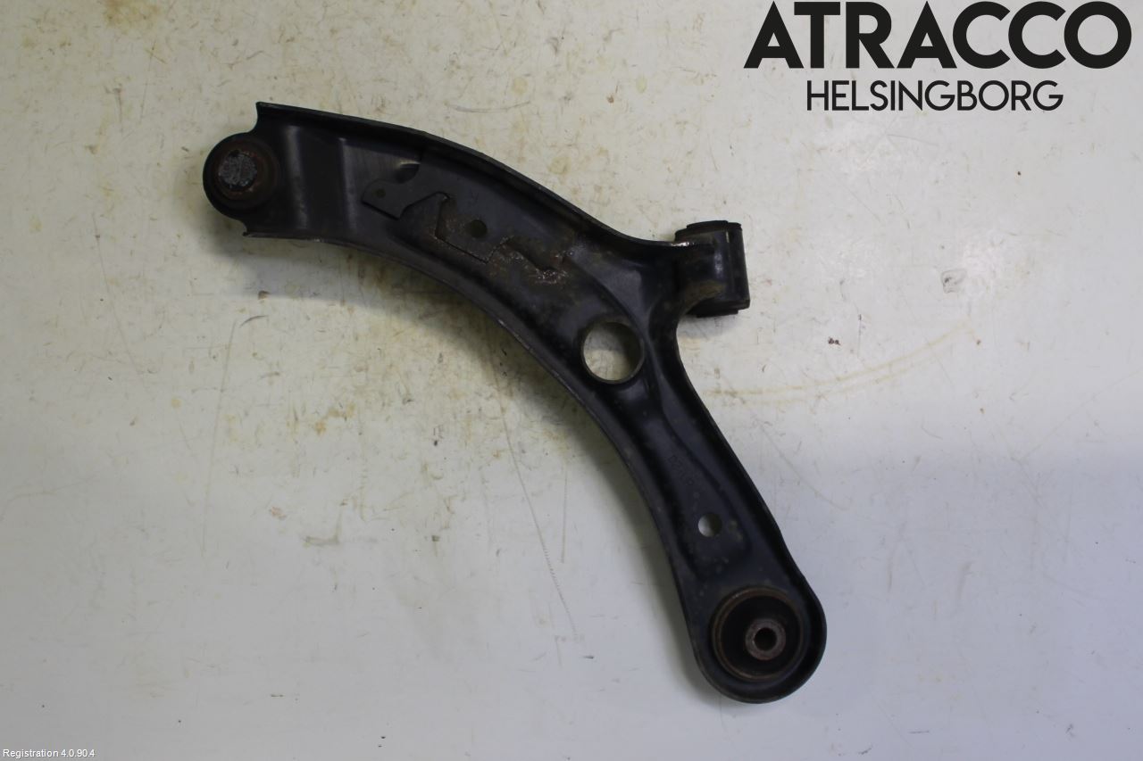 Suzuki SWIFT 11-16 Bærearm Foran Høyre Nedre