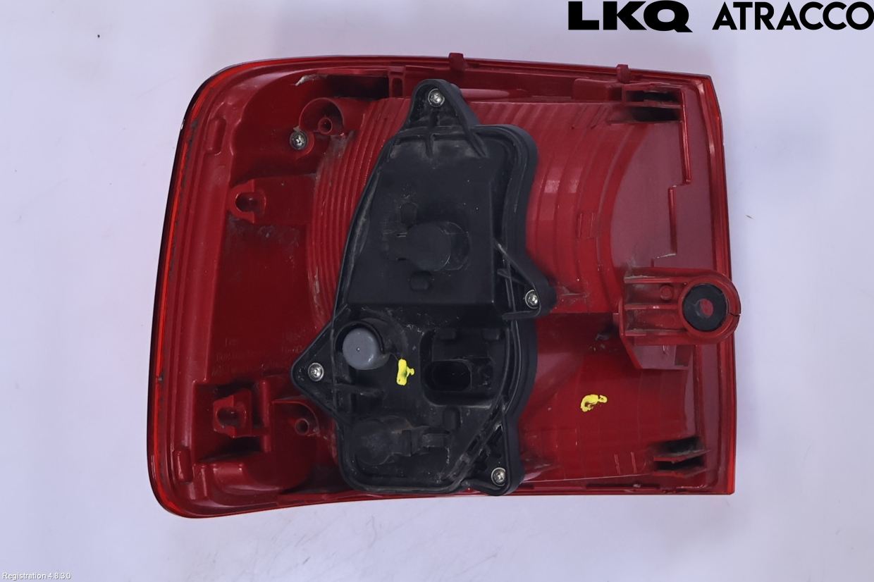 Volkswagen VW TOURAN 10-15 Baklykt Høyre