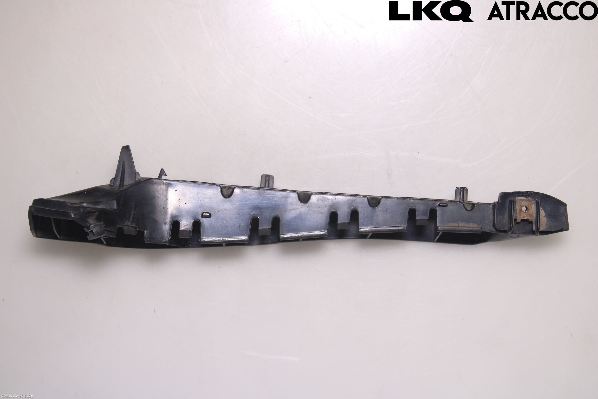 Saab 9-3 VER2/VER3 08-15 Støtfangerfeste Foran Venstre