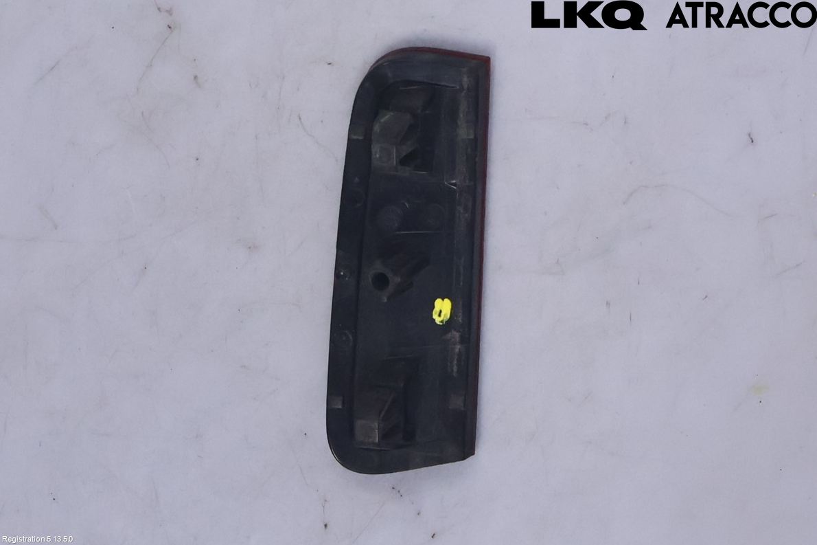 Toyota YARIS XP130 15-20 Refleks Bak