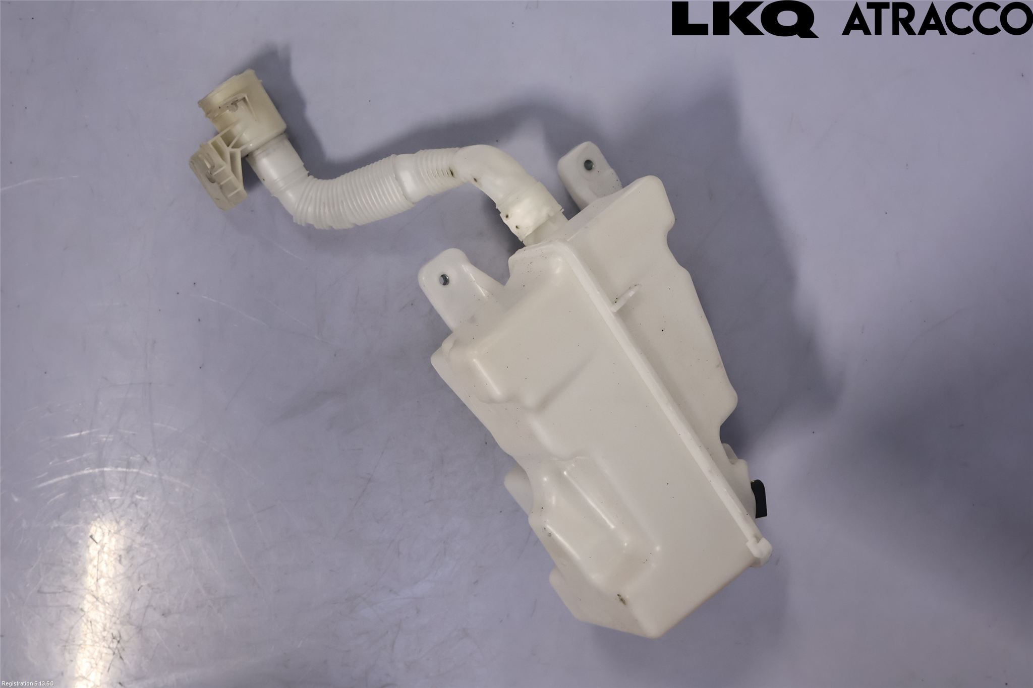Volkswagen VW GOLF / E-GOLF VII 13-20 Spylerbeholder Frontrute-Lykte