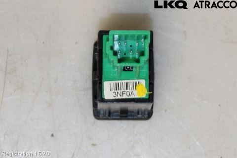 Nissan LEAF 11-17 Bryter Drivstoff Tankluke