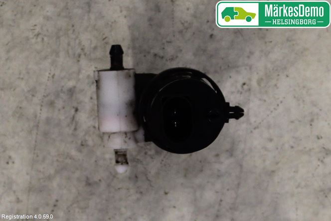 Mercedes-Benz MB B-KLASS (W246/W242) 12-19 Spylerpumpe Frontrute