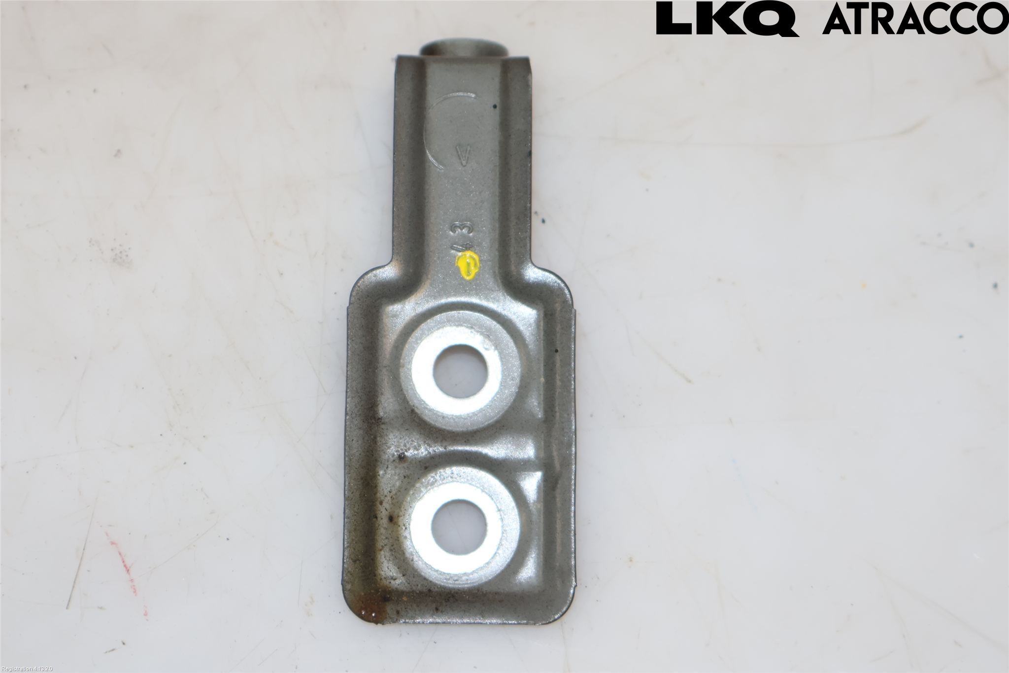 BMW 5 G30/G31/F90 17-23 Frontskjermfeste Venstre