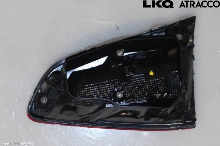 Volkswagen VW GOLF / E-GOLF VII 13-20 Baklykt Venstre  På Luke(Indre