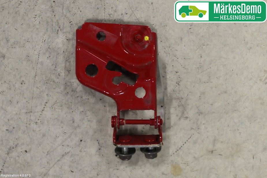 Toyota AYGO 15-21 Bakluke Hengsel Venstre