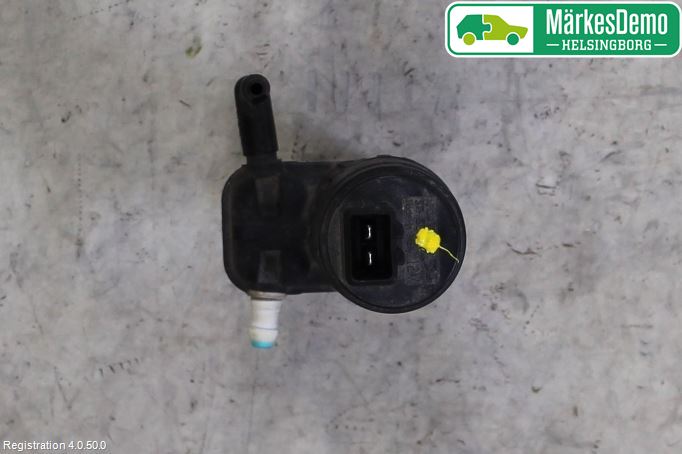Fiat TIPO/CROSS 16- Spylerpumpe Frontrute
