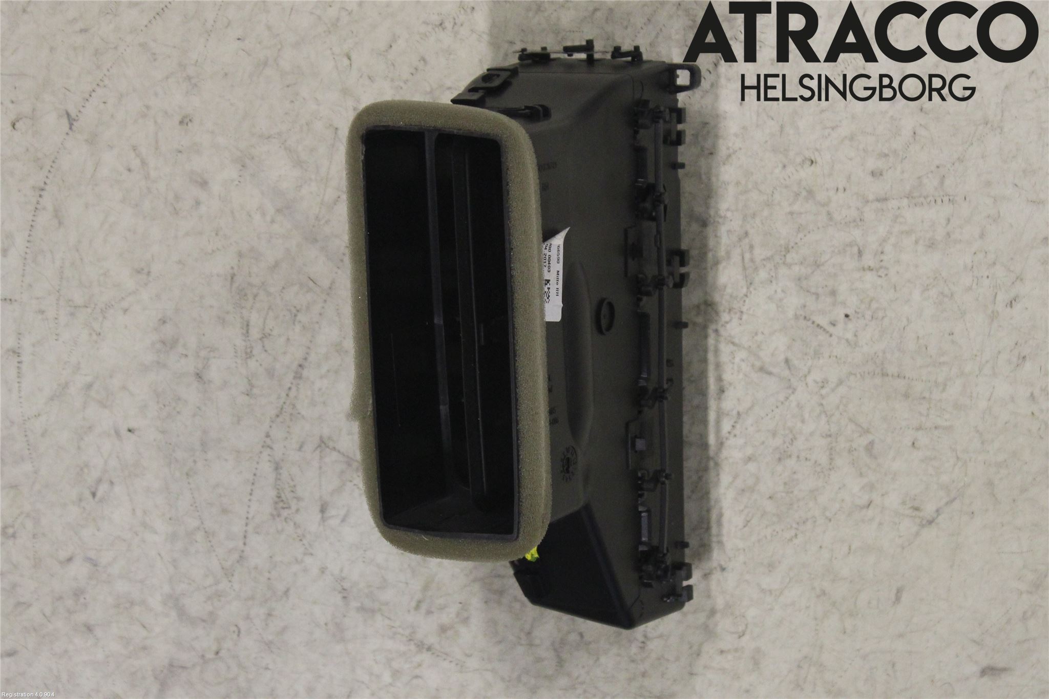 Volvo V90 17->> Dashbord Kanal - Dyse