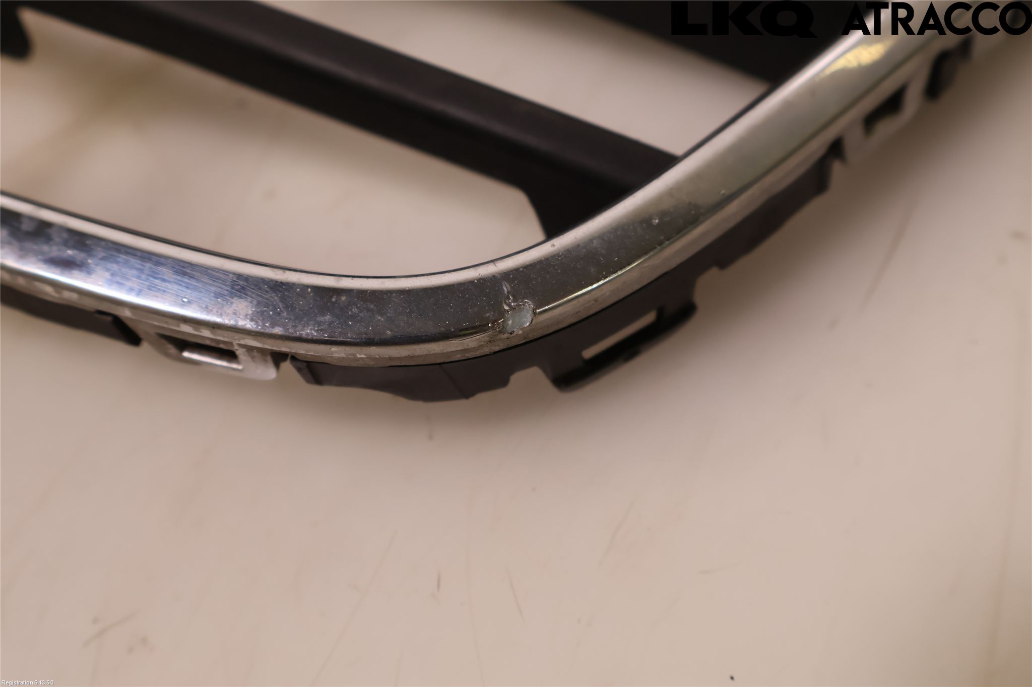 Volkswagen VW TIGUAN 07-16 Grilldel Midt