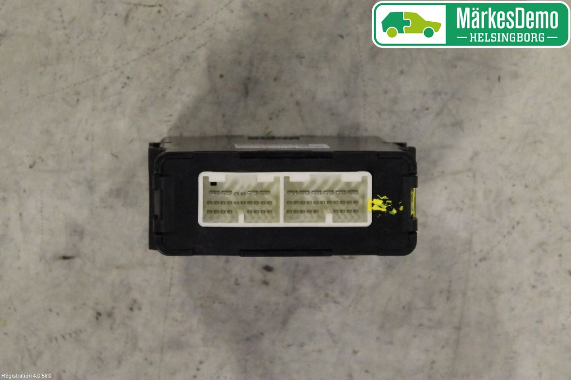 Toyota AURIS 13-19 Styreenhet Gearkasse