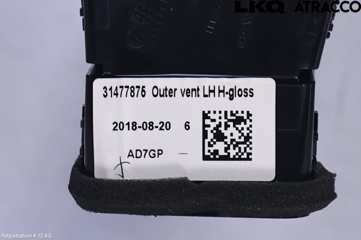Volvo V60 CROSS COUNTRY 19- Dashbord Kanal - Dyse