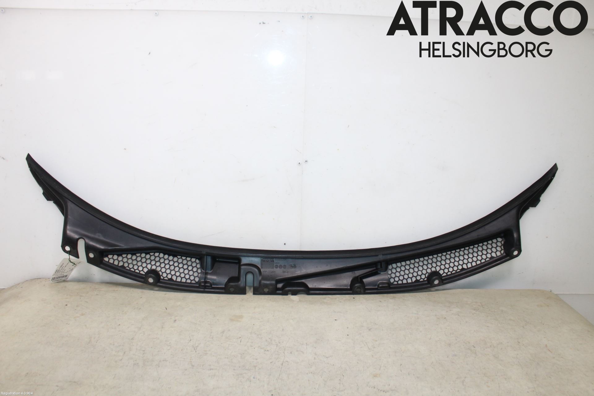 Alfa GIULIETTA Visker Deksel-Grill-Under Frr