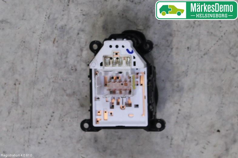 Hyundai i40 16-18 Bryter Speil