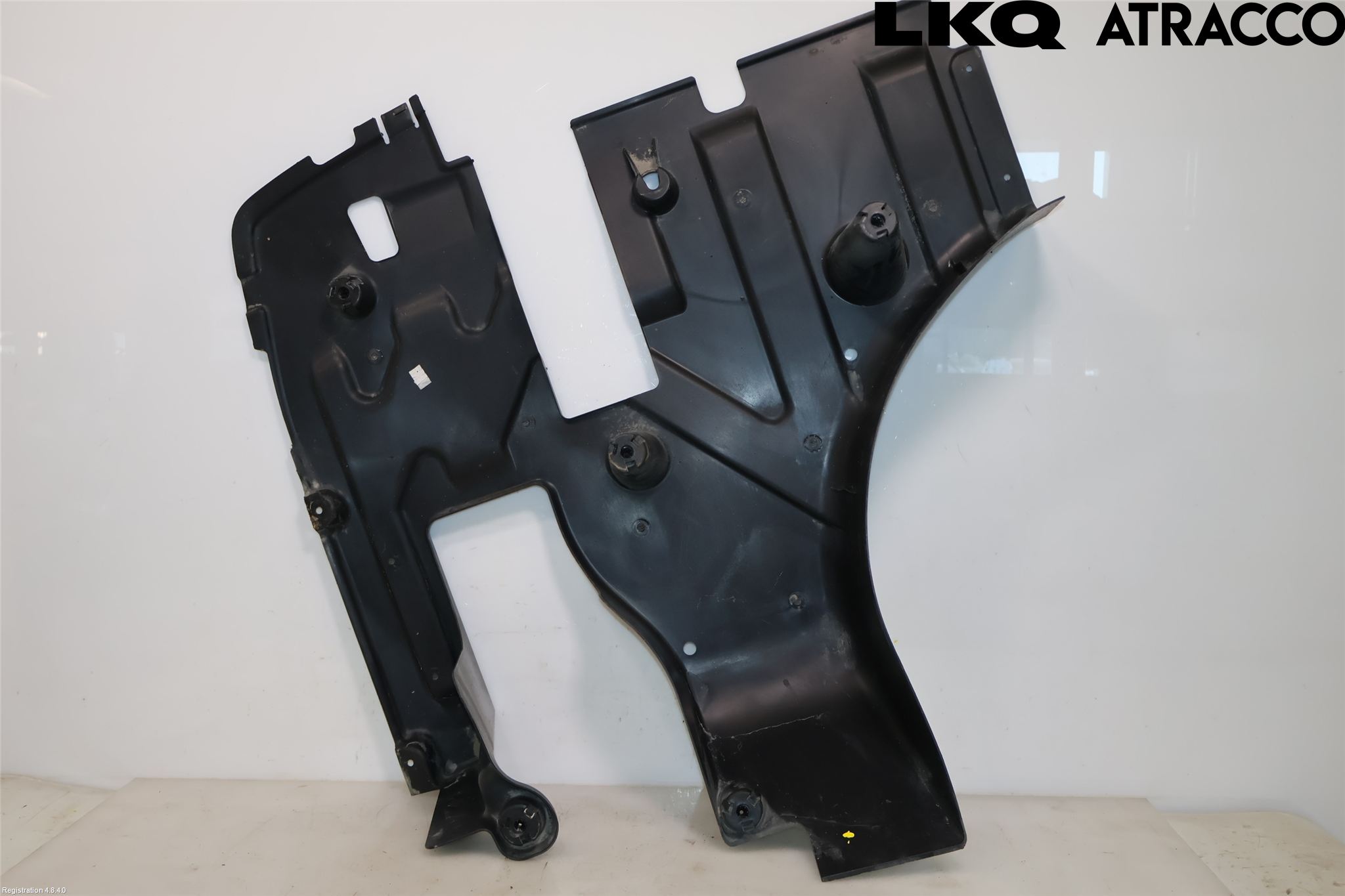 Volkswagen VW CRAFTER II / E-CRAFTER 17- Bunnplate U Motor-Gear-Dørk