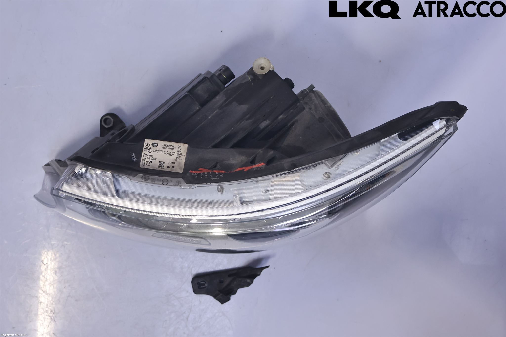 Mercedes-Benz MB VITO/V-KLASS (W640,W447,W448) 14- Frontlykt Venstre