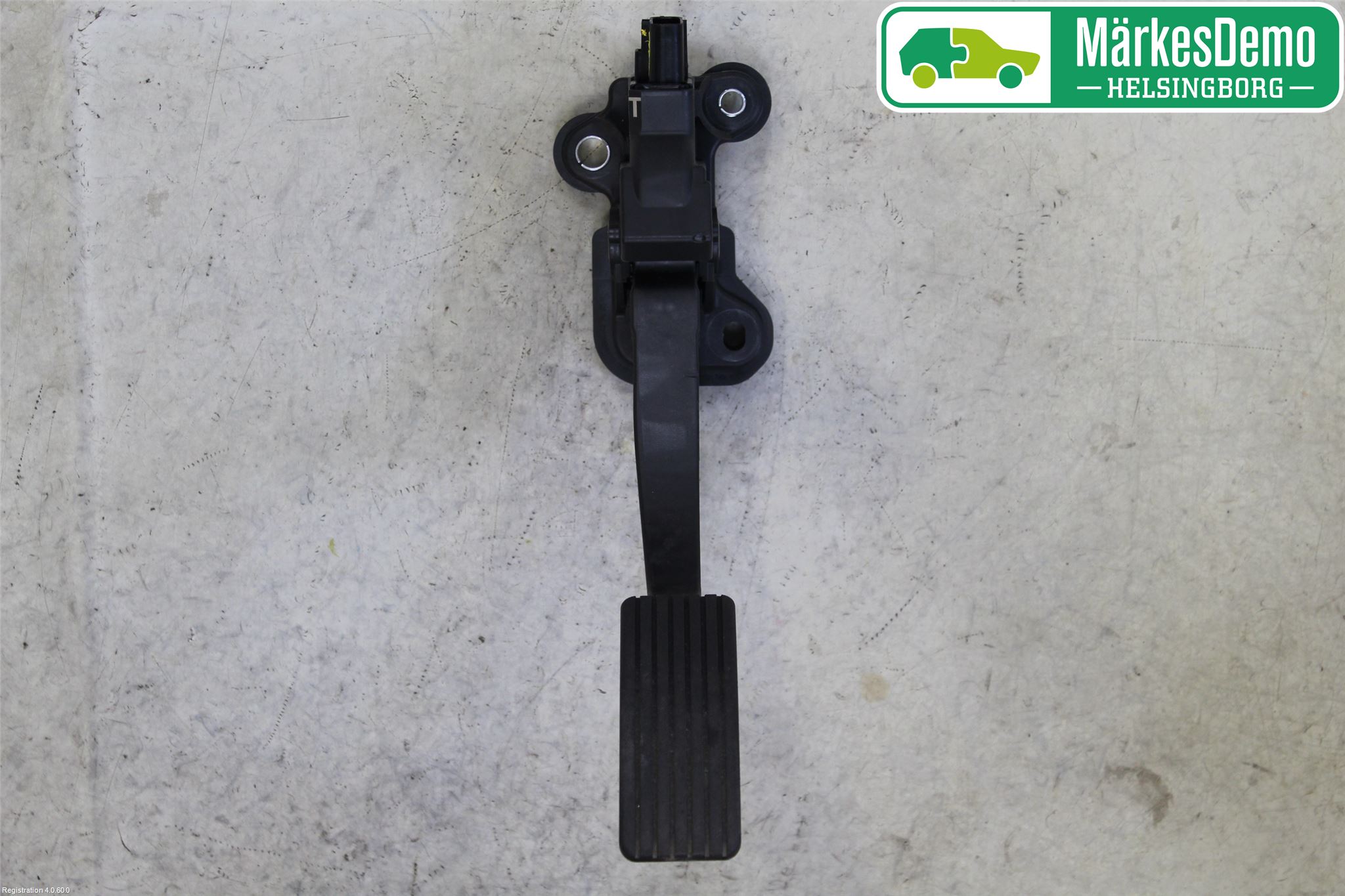 Mitsubishi ECLIPS CROSS Gasspedal