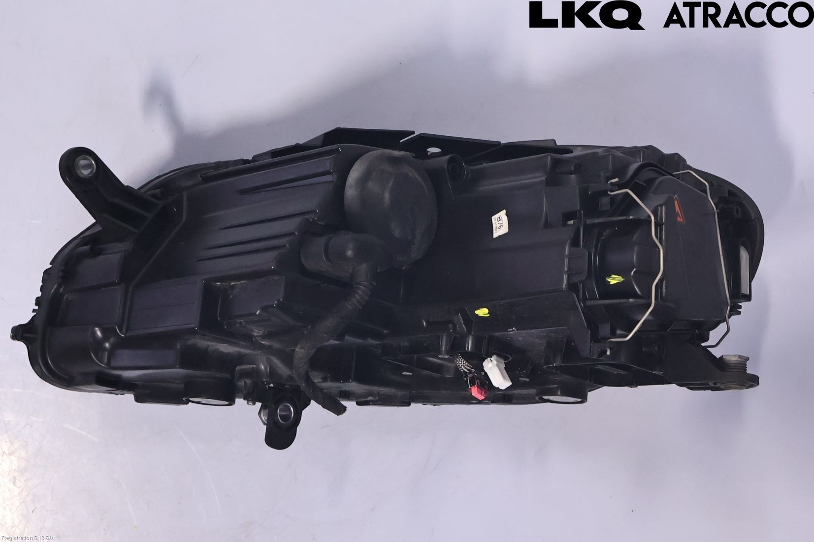 Volkswagen VW PASSAT 11-14 Frontlykt Høyre