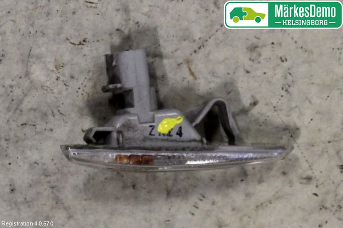Mazda 5 10-18 Blinklykt Side Venstre