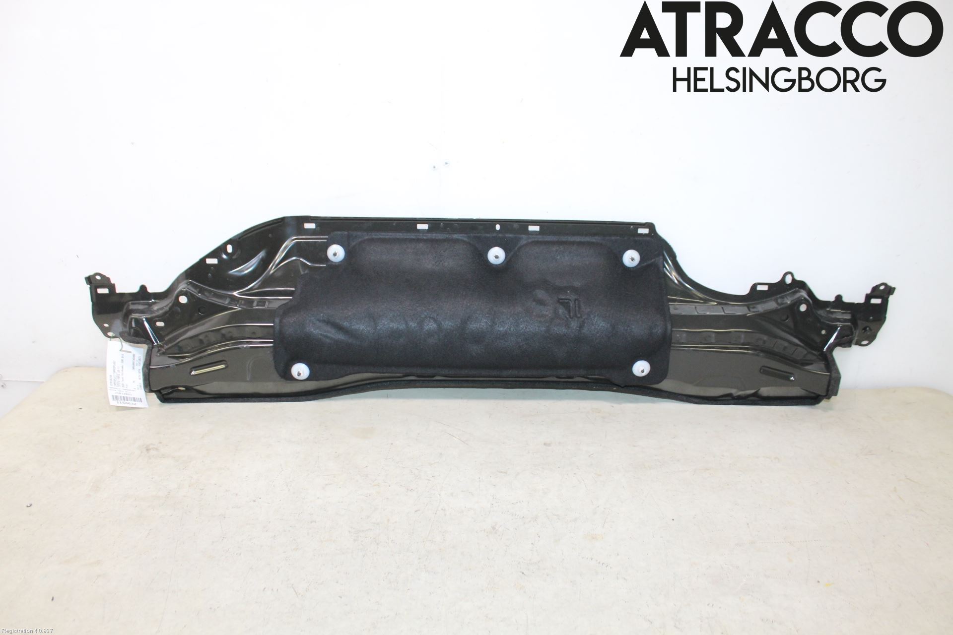 Toyota YARIS XP21 20- Visker Deksel-Grill-Under Frr