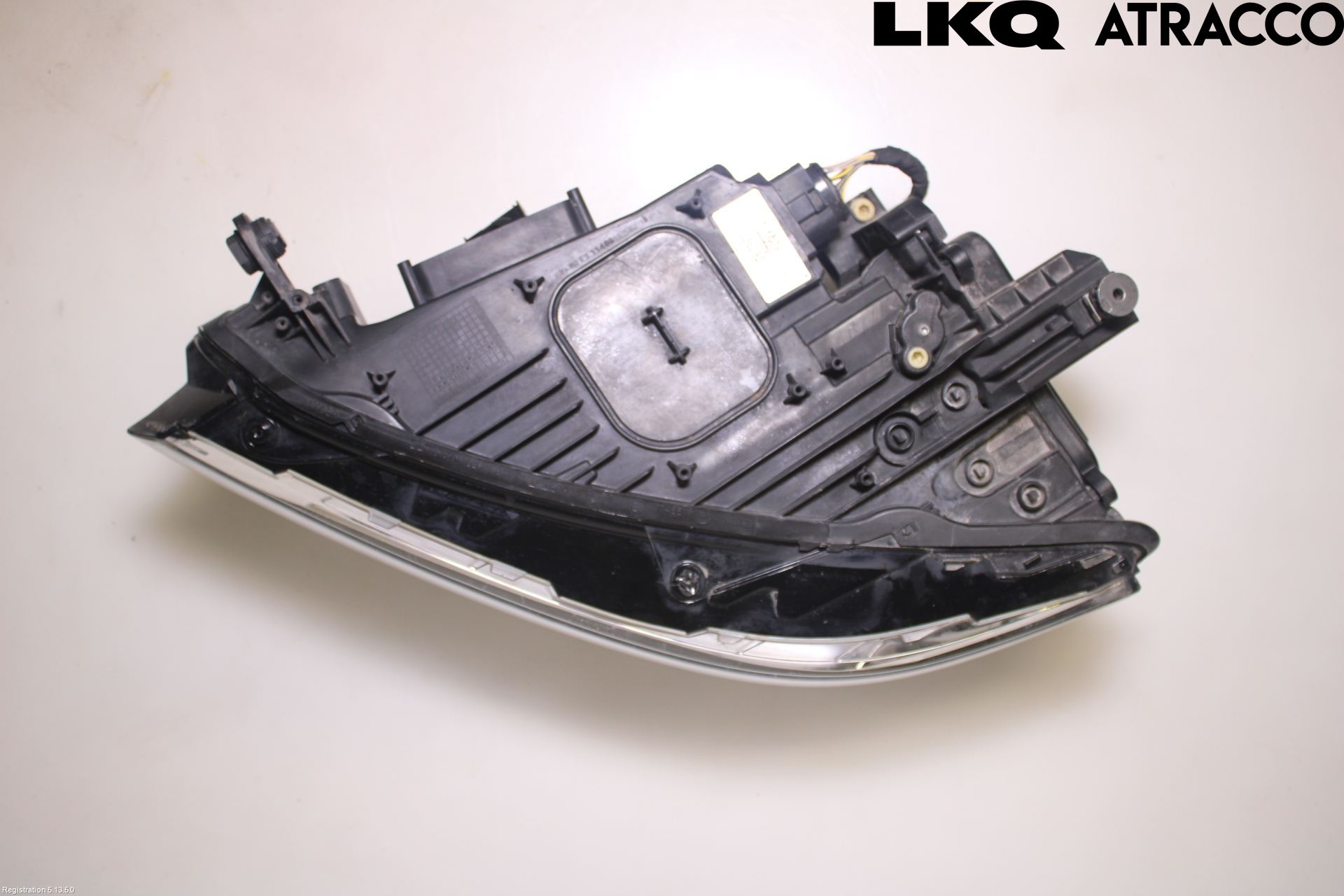 Volkswagen VW PASSAT 15-19 Frontlykt Venstre