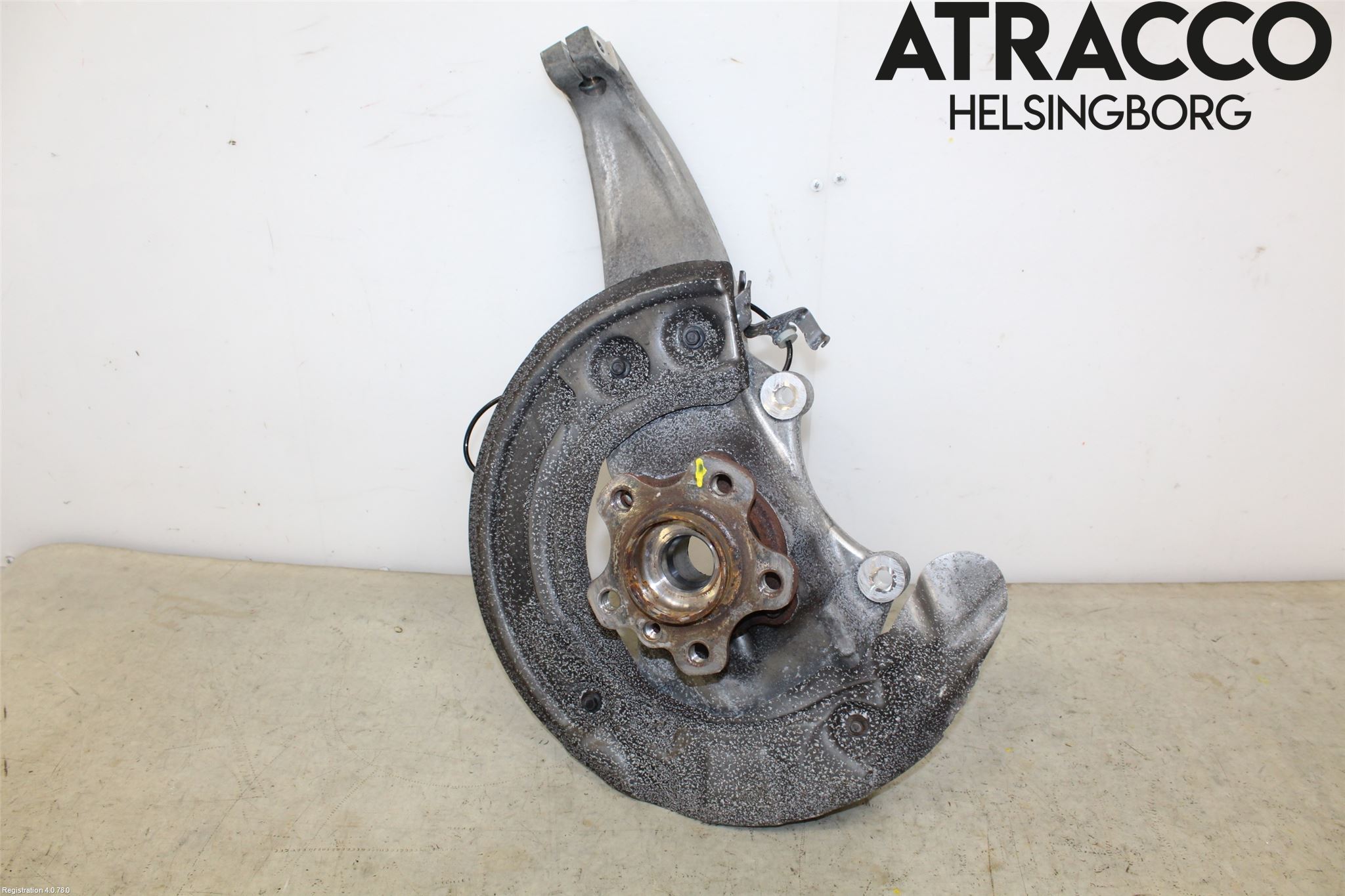 BMW 5 G30/G31/F90 17-23 Spindel Vf