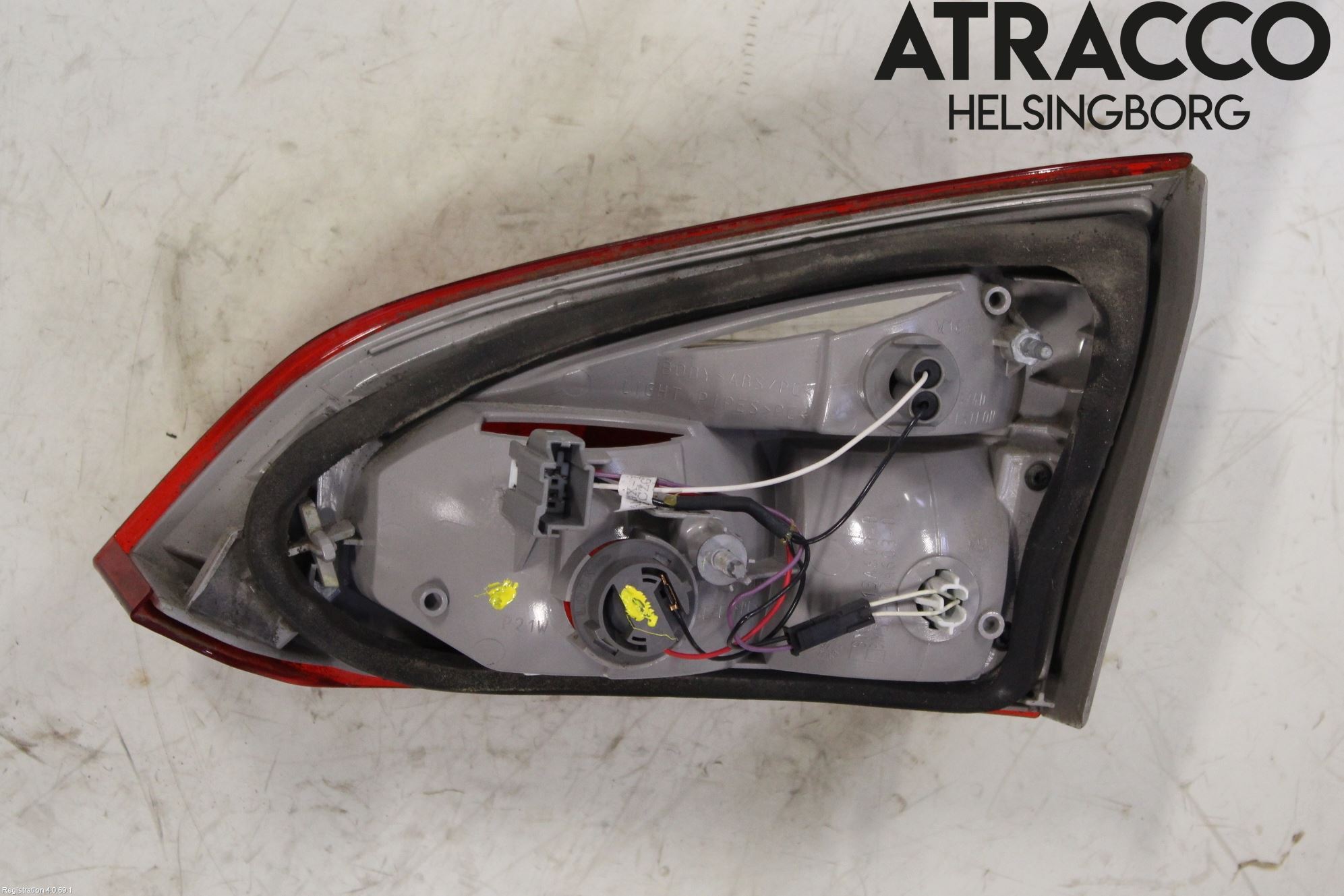 Ford FOCUS 11-14 Baklykt Venstre  På Luke(Indre