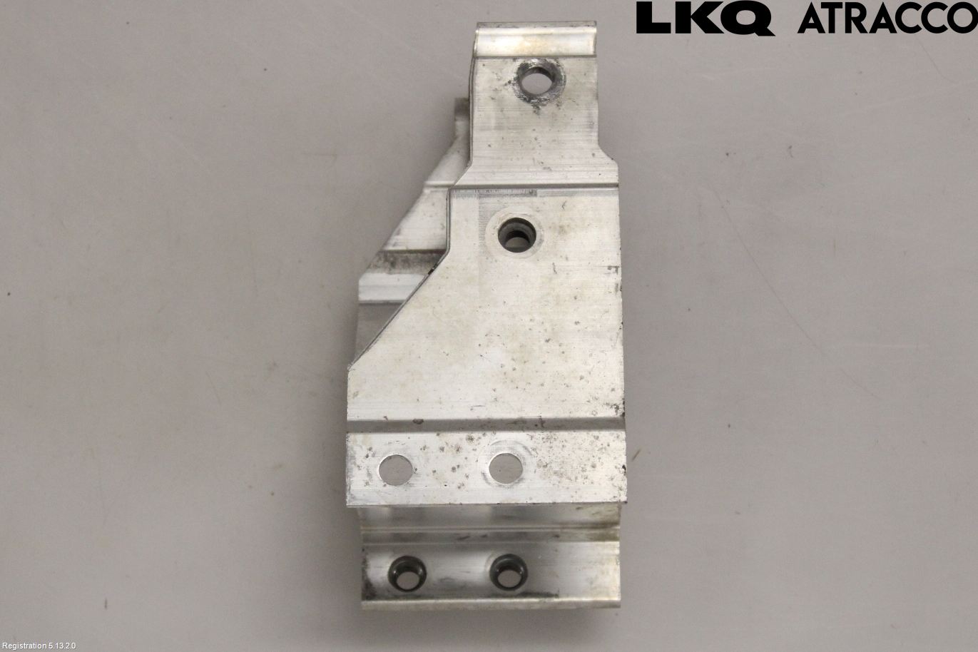 BMW 5 G30/G31/F90 17-23 Radiator Feste - Ramme - Bjelk