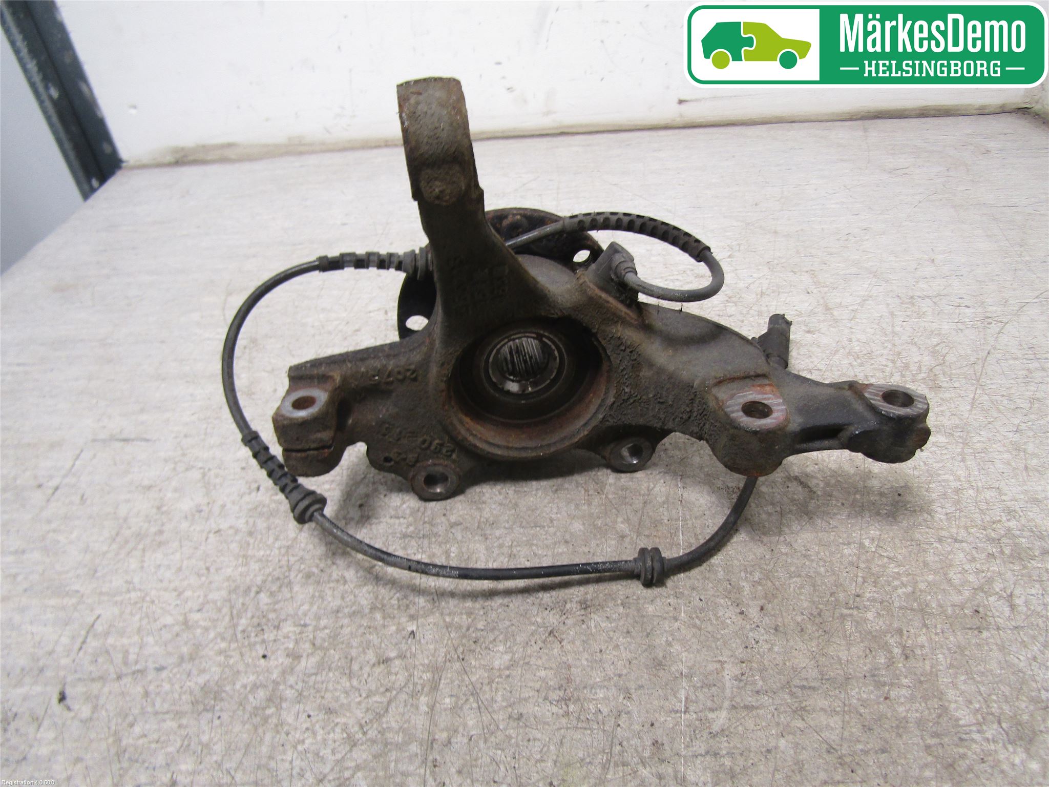 Opel CORSA D 07-14 Spindel Vf