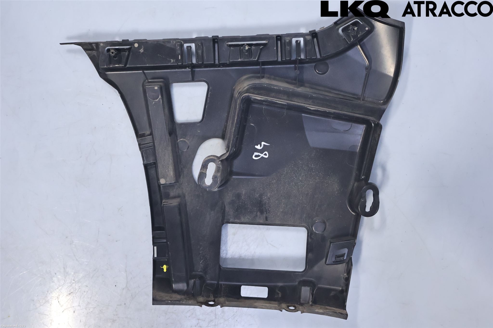 BMW 3 F30/F31/F80 12-19 Støtfangerfeste Bak Høyre