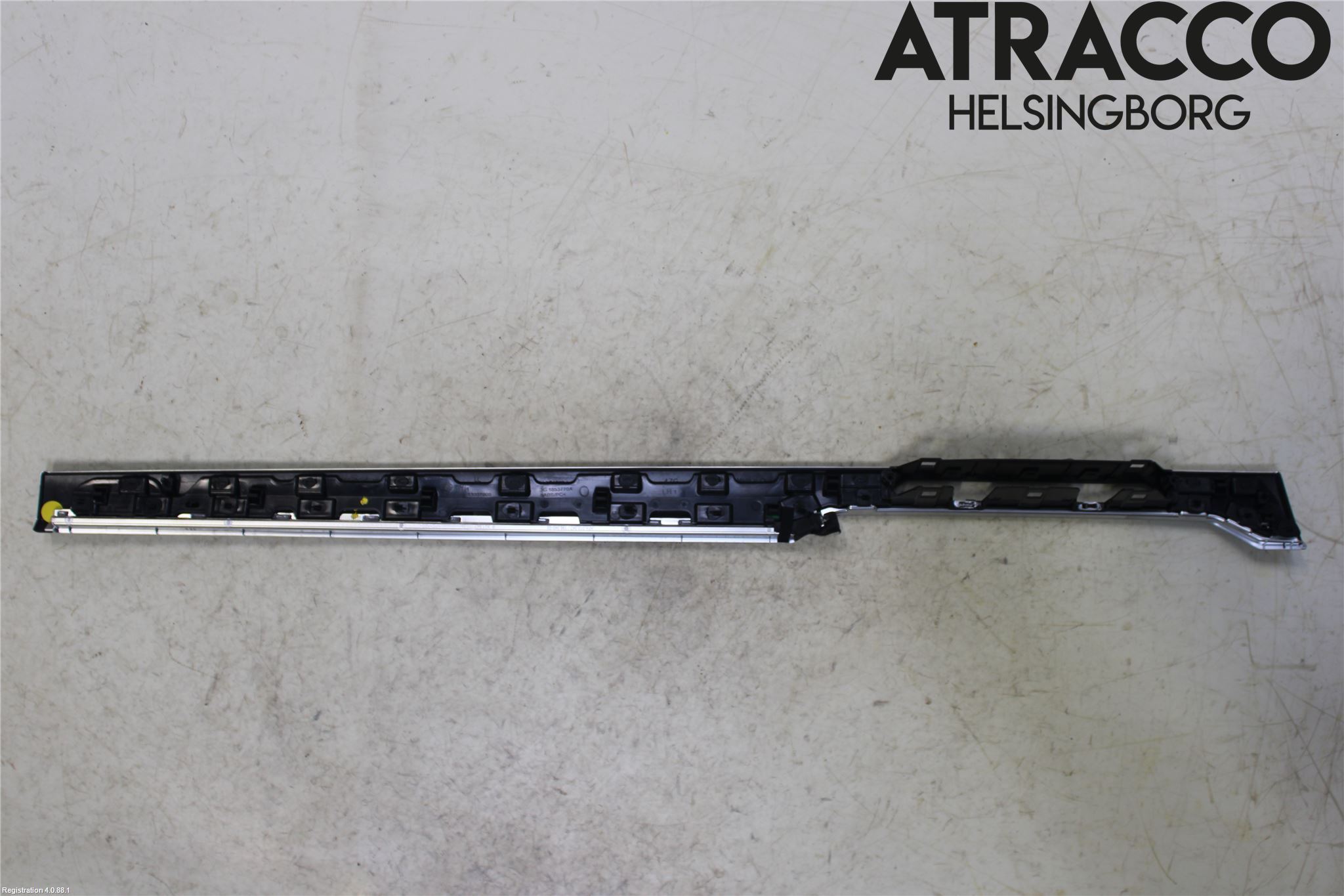 Volkswagen VW ARTEON 17- Innr Dekor Instrbord