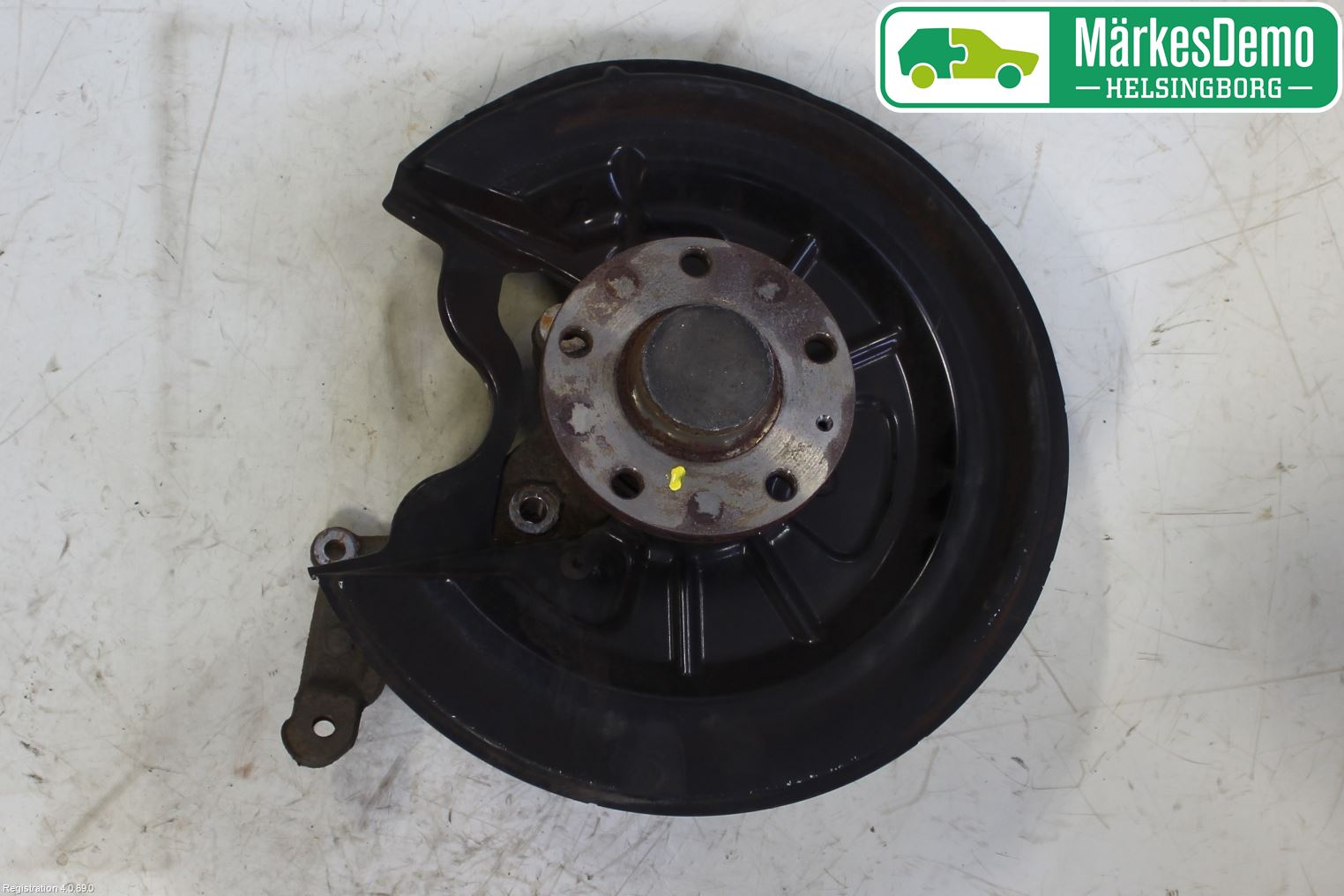 Skoda SUPERB 09-15 Spindel Vb