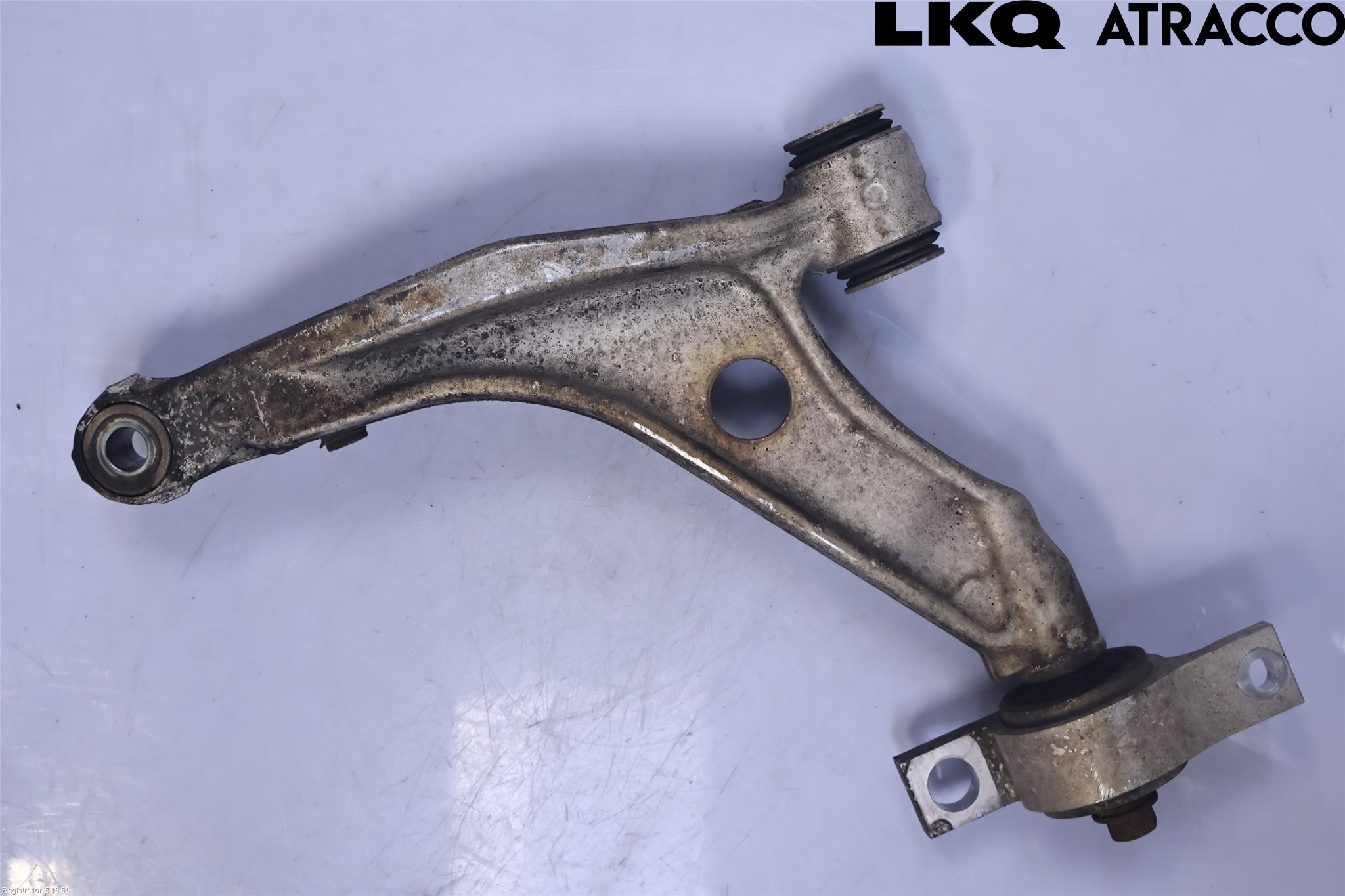 Lexus IS 250/350 14-20 Bærearm Foran Høyre Nedre
