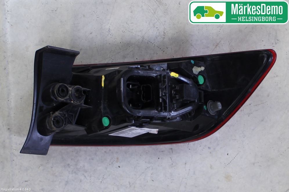 Renault CLIO IV 12-16 Baklykt Venstre